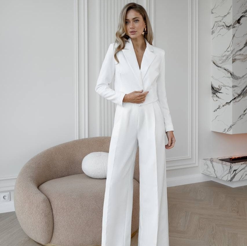 Elegant White Cropped Blazer and Wide-Leg Pants Set, Classy Two-Piece Formal Outfit, Women’s Stylish Business Suit, Chic Evening Wear