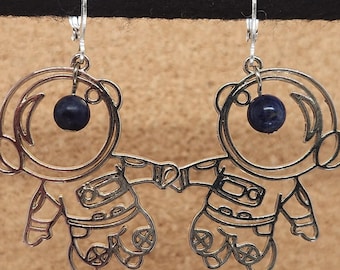 Astronaut / Earth Earrings - adorable! - iconic image