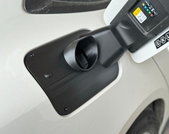 BMW i4 Charge Port Snow Cover