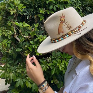Beige / Tan Fedora Western Style Cowboy Hat Size 7/ Medium Boho Tribal Native Turquoise Beads Accessories on Hat Style