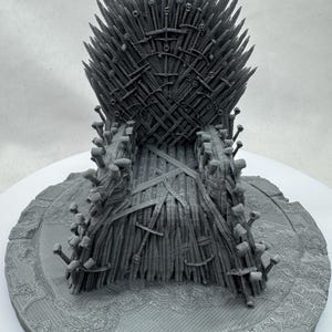 Throne for Jumping Spider Enclosure - 3D Printed Reptile Decor, Unique Terrarium Accessory for Pets