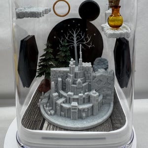 Castle Jumping Spider Enclosure: Acrylic Terrarium (5x5x7 inches)