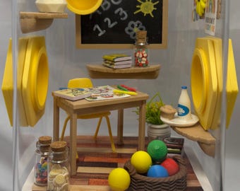 Jumping Spider Enclosure – Classroom Theme, Custom Terrarium Home (7x5x5)