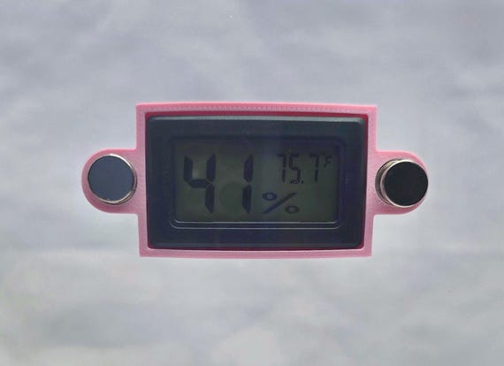 Hygrometer for jumping spider, lizard, gecko tanks