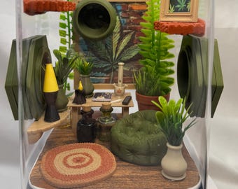 Handmade Jumping Spider Enclosure Decor – Botanical Reading Room Accessories