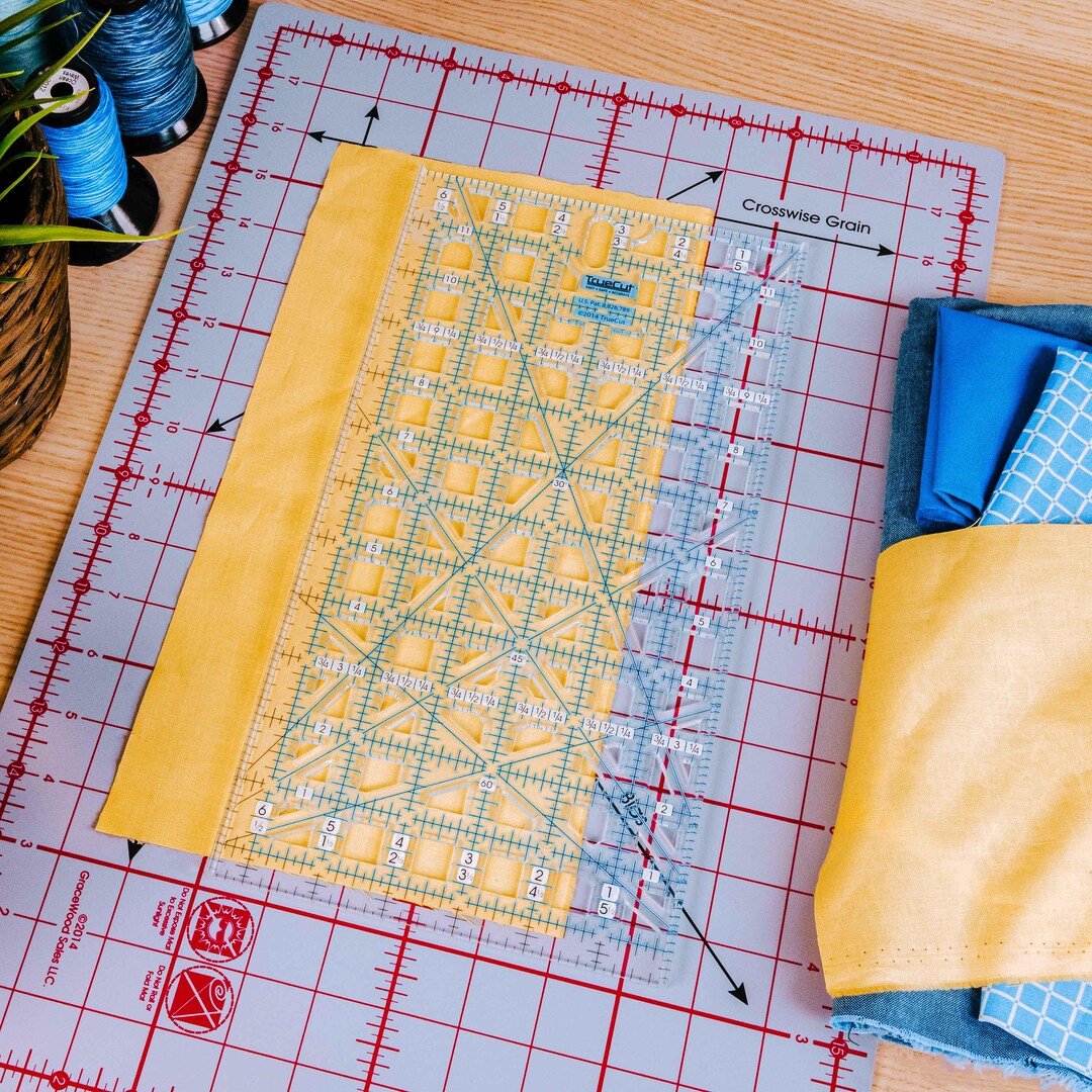 Truecut 12.5 × 6.5 Inch Quilting Ruler With Integrated Ruler Track for ...