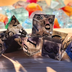 Handmade dice set 7 pieces made of resin black&gold for DnD and other role playing games