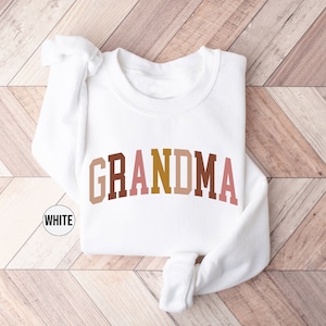 Personalized Grandma Sweatshirt, Custom Nana Hoodie, New Grammy Outfit, Announcement Gifts, Grandmother To Be Clothing, Family Group Hoodies