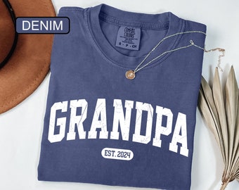 Personalized Grandpa Sweatshirt , Custom New Dad Hoodie, Matching Family Clothing, New Grandpa Outfit, Fathers Day Gift, Custom Dad Hoodie