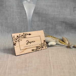 mariage | Communions | anniversaire | Marque-places en forme de coeur | Personnalisé | Nom gravé en bois | personnalisable | Gravure souhaitée