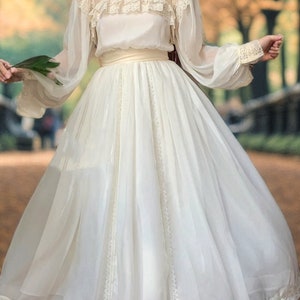 Viktorianisches Ballkleid, Feenballkleid, Boho-Hochzeitskleid, Milchjungfrauenkleid, Hochzeitskleid, Hochzeitskleid, Standesamt-Hochzeitskleid Bild 4