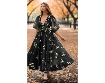 Robe de bal noire féerique, robe de bal verte, robe de fée, robe de mariée corset, robe elfique, robe de bal, robe de bal fée