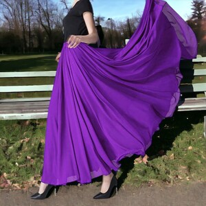 Maxi jupe en mousseline de soie, jupe de danse, jupe renaissance, jupe longue, jupe édouardienne, jupe cottage, jupe élégante, jupe large, jupe romantique Purple