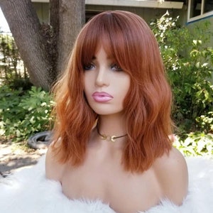Red orange wig, auburn wavy short bob with bangs, ombre, synthetic wig heat resistant hair, sunset ginger, brown red wavy, gold beads braids