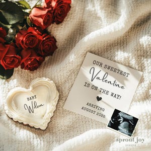 Valentinstag Schwangerschaftsankündigung Digitale einfache minimalistische geschlechtsneutrale Schwangerschaftsankündigung, bearbeitbare Social Media Baby Reveal-Vorlage