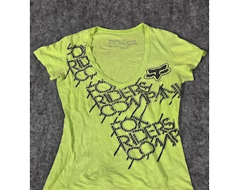 VTG Y2K Fox Racing Girls Neon Lime Green V Neck T Shirt Womens Small Graffiti