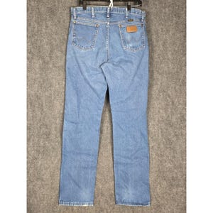 VTG Wrangler Denim Jeans Mens 38x36 Blue Distressed Denim Work Utility Western image 2