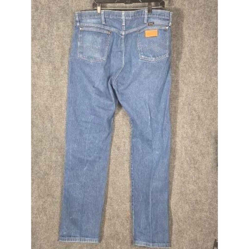 VTG Wrangler Herrjeans 42x36 Blå Denim Klassisk Rak Passform Western Cowboy bild 1