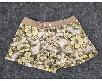 Vintage Y2K Roxy Quiksilver Floral Boardshorts Womens Size 9 Beige Hibiscus Swim