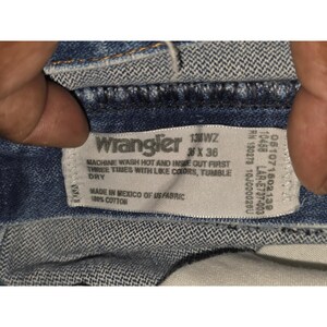 VTG Wrangler Denim Jeans Mens 38x36 Blue Distressed Denim Work Utility Western image 3
