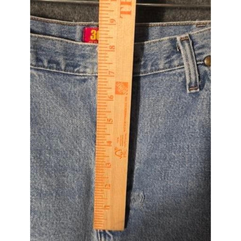 Calça jeans vintage Wrangler masculina, lavagem clara, corte slim, tamanho 36x32, azul, para trabalho e estilo western. imagem 7