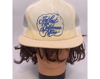 Vintage The Lost Dutchman Mine Trucker Hat Beige White Adult Mens Streetwear Arizona Gold Mine Cursive Script Graphic Foam Mesh Snapback Cap