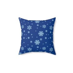 Snowflake Square Pillow, Winter Decorative Throw Pillow, Seasonal Home Accent, Holiday Cushion, Christmas Pillow Cover, Festive Accent