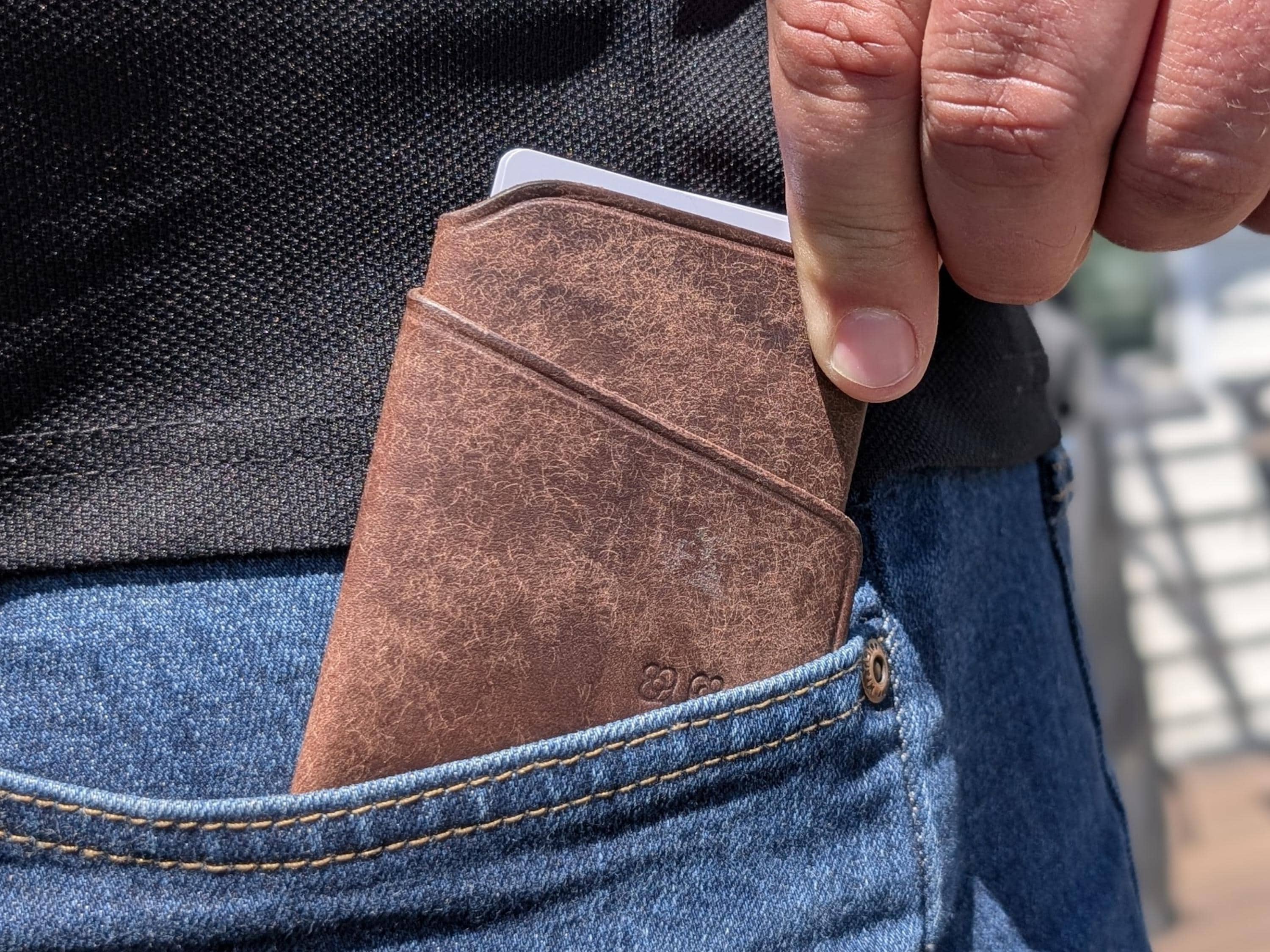 Tan Leather Front Pocket Wallet: Personalized Italian Pueblo Card Holder - Thumbnail 2
