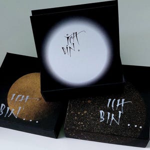 Ich bin - Affirmationskarten, Selbstfürsorge, Selbstwert, Motivation, Selbstliebe, Meditation,Wachstum, beautiful, Kalligraphie, Unikat Box