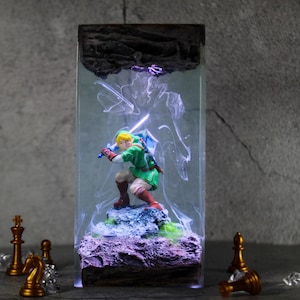 Link zelda Resin Lamp, handmade night light, epoxy lamp gift, Resin Lamp gift, Game gift for him, Birthday gift for him