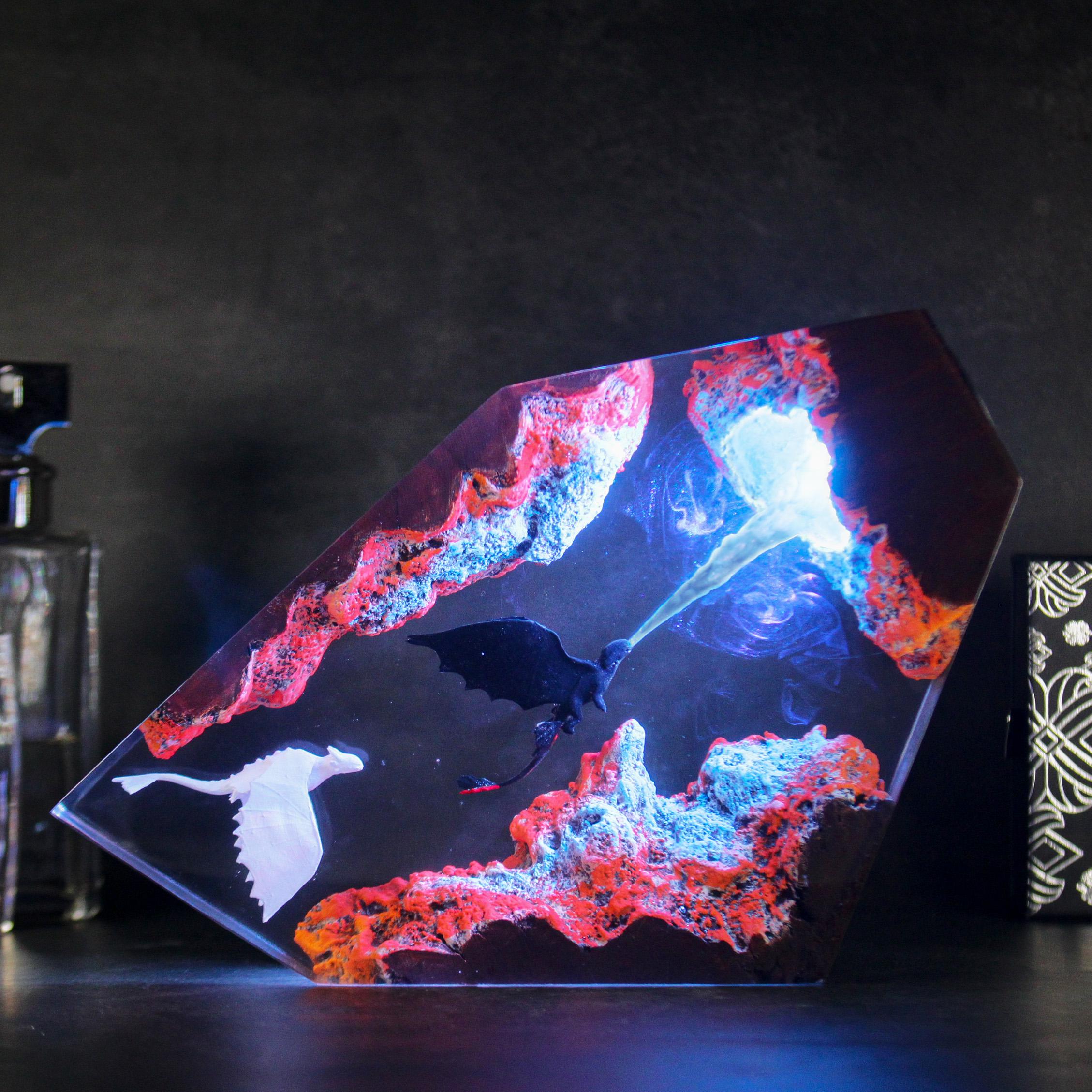 Lampada Da Tavolo In Resina Epoxy Multicolore Drawelry | Decorazione LED Unica Realizzata A Mano