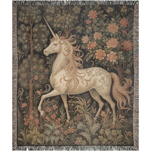 Couverture licorne Cottagecore, décoration de chambre d'enfant inspirée des contes de fées Style William Morris Cottagecore Fairycore jeté tissé tapisserie botanique image 2