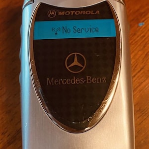 Rare VINTAGE Mercedes-Benz Motorola Cell Phone 60C, CDMA, Battery is Charging