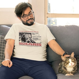 Young man wearing a customized natural cotton T-shirt from the movie Solaris  by  Tarkovski