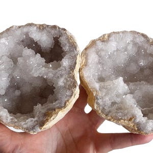 Moroccan Quartz Geode: Natural Crystal, Raw Mineral (1168g)