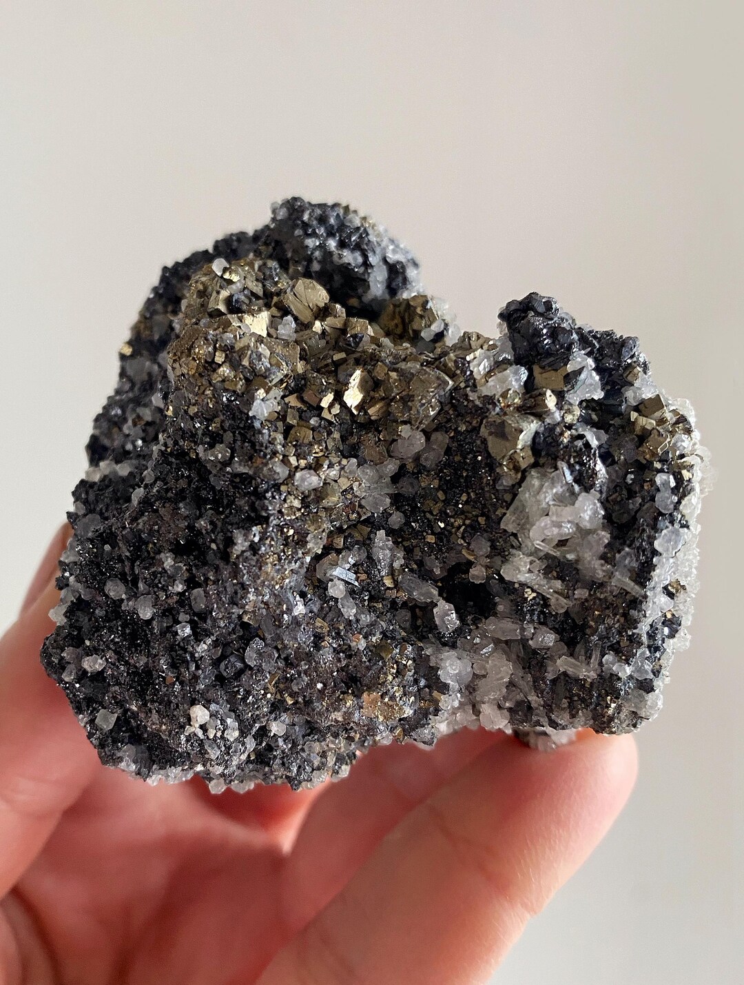 Pro Rite Stone Sphalerite,pyrite,quartz Cluster,natural Stone From Rhodope Mountains ...