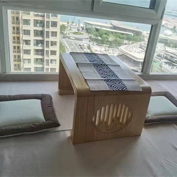 Table à thé en bois massif : petite table de balcon, table basse traditionnelle, bureau d'étude de méditation chinoise, table sur le rebord de la fenêtre