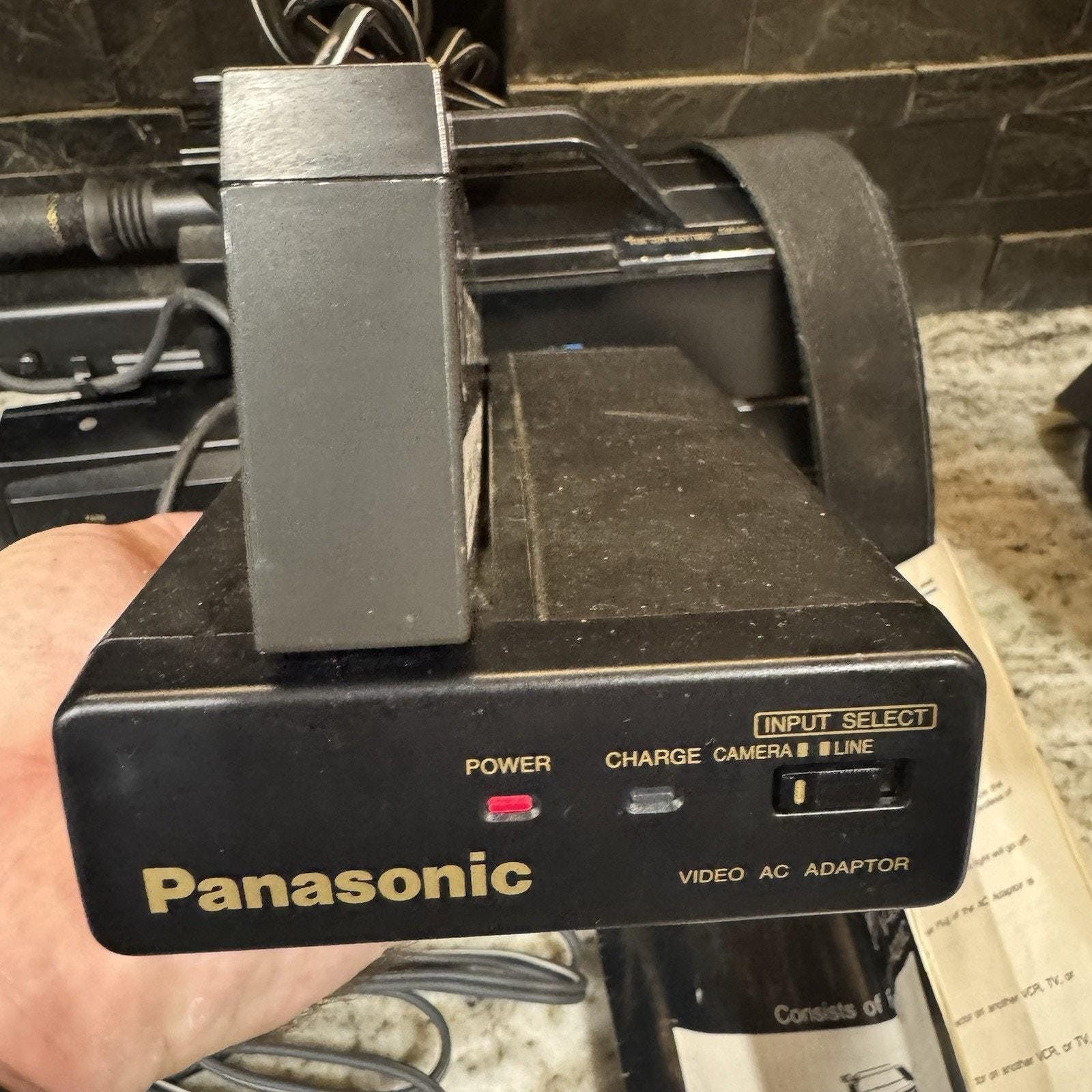 Panasonic OmniMovie VHS AF X6 ビンテージ VINTAGE Panasonic Camcorder AF X6 CCD OmniMovie VHS HQ With