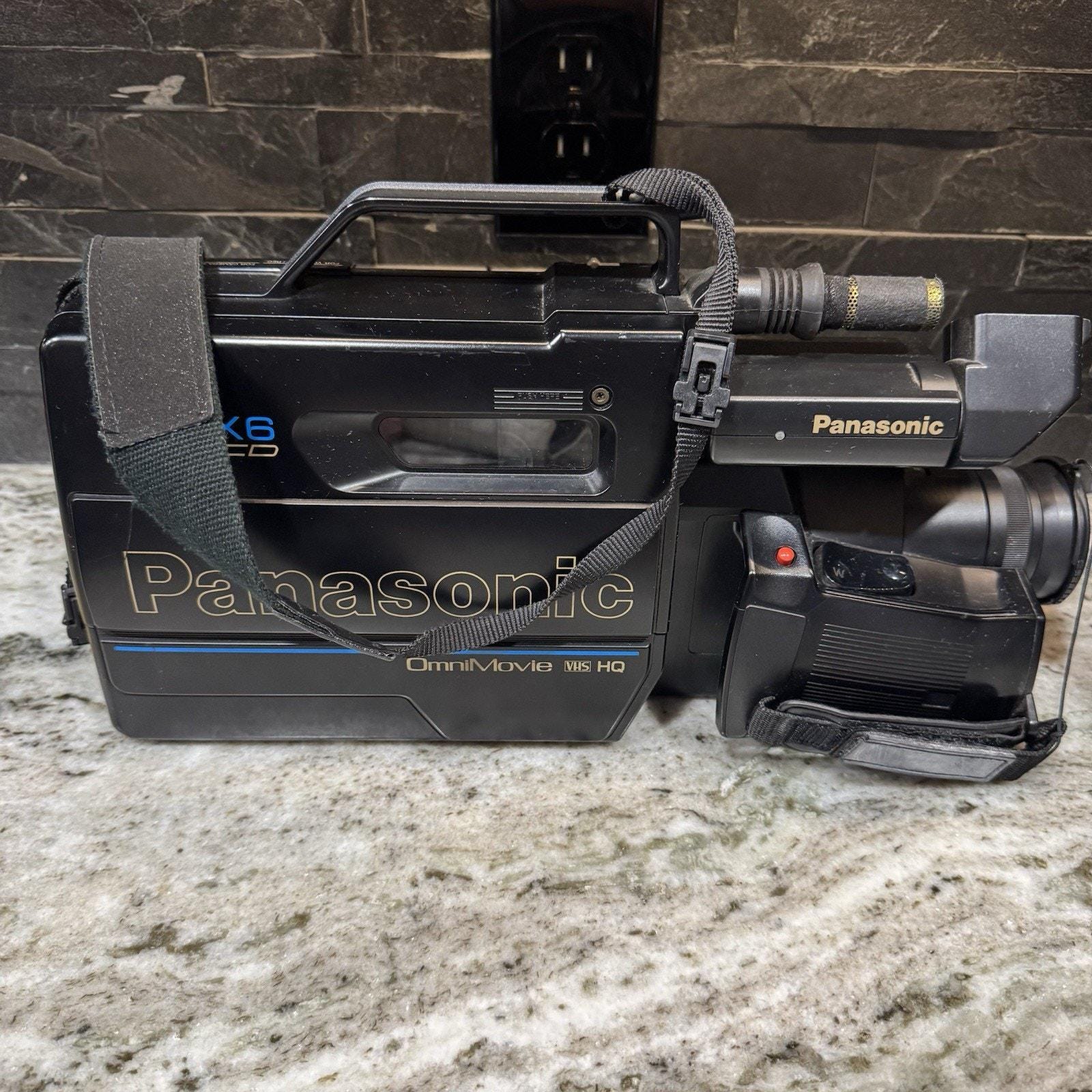 Panasonic OmniMovie VHS AF X6 ビンテージ VINTAGE Panasonic Camcorder AF X6 CCD Omnimovie Vhs Hq With