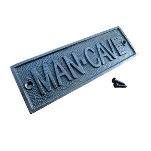 Antieke zwarte gietijzeren muur tuin garage poort deur bord plaquette "Man Cave"