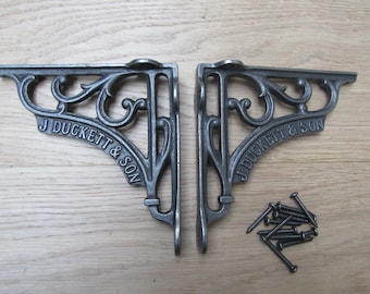 Par hyllkonsoler i antikjärn från J Duckett, 15 cm