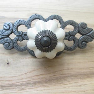Cream Ceramic Cabinet Knob with Antique Iron Back Plate Kitchen Furniture Cupboard Drawer Vintage Door Dresser Wardrobe Pull Handle