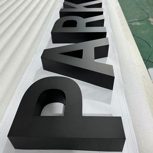Letrero con letras de canal 3D de aluminio para exteriores, letras de metal recubiertas de polvo, letreros para exteriores sin iluminación, letras grandes personalizadas