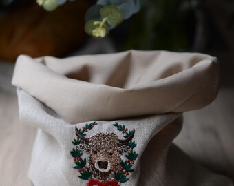 Natural linen bread bag. Double layered linen bag with embroiedery.