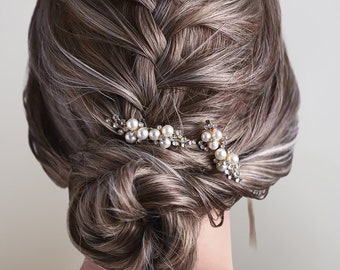 Pearl And Gem Wedding Hair Pins,  Bridal Hair Pins, Crystal & Floral Bridal Clip, Bridal Hair Clips, Crystal Wedding Clip, Wedding Hair Clip