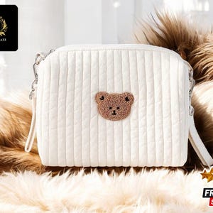 Cute Bear Makeup Bag | Portable Cosmetic Pouch | Travel Organizer for Students and Women | Multi-Purpose & Compact Storage