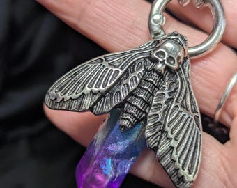 Rainbow Raw Point Necklace with Death’s Head Hawk Moth – Stainless Steel Chunky Chain