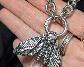 Iridescent Raw Crystal Point Necklace with Death’s Head Moth Charm – Stainless Steel Chain 1