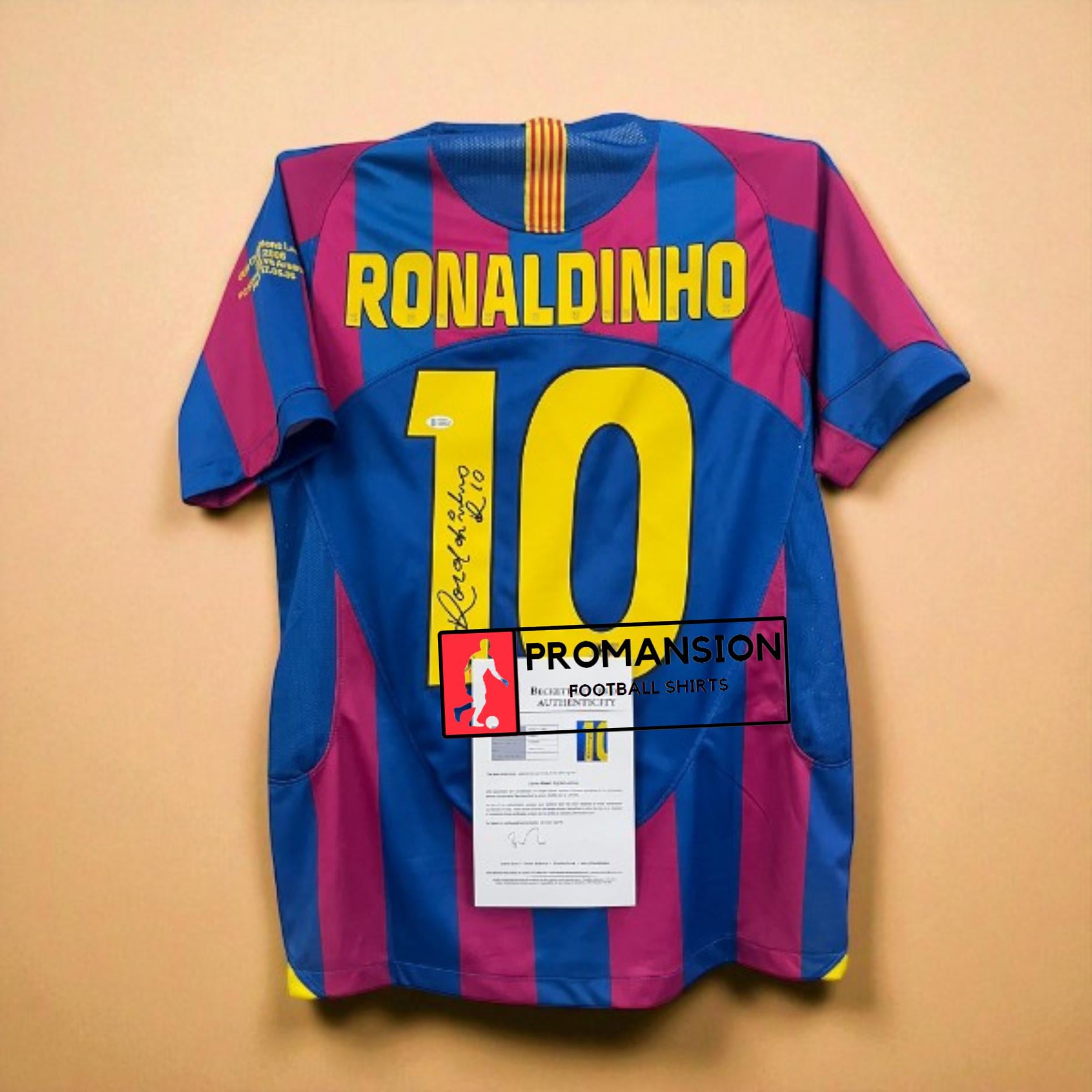 Chemise Encadrée De Ronaldinho Signée Et Dédicacée - Paris Legend, Certification Beckett