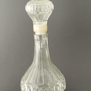 Vintage Pressed Glass Decanter with Stopper | Retro Liquor Bottle | Elegant Barware | Decorative Glass Carafe - Whiskey Wine Decanter